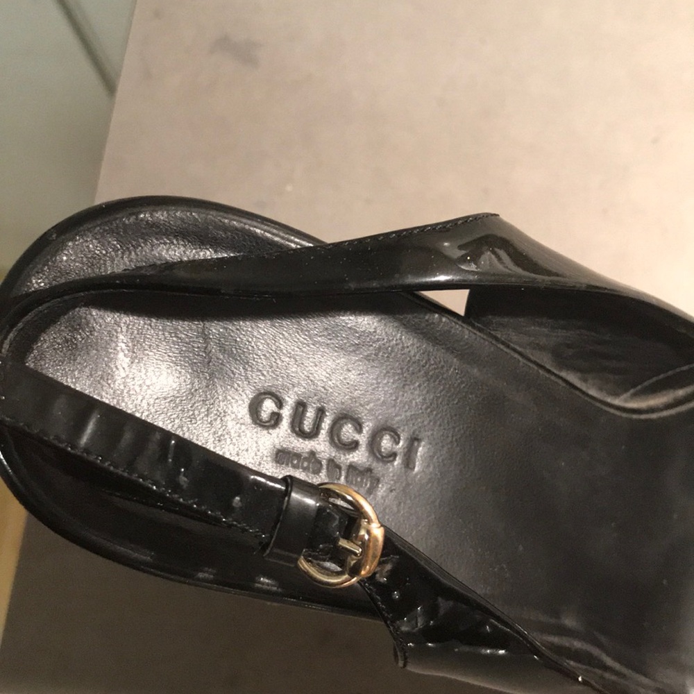 Gucci open toe heels. - Picture 7 of 11